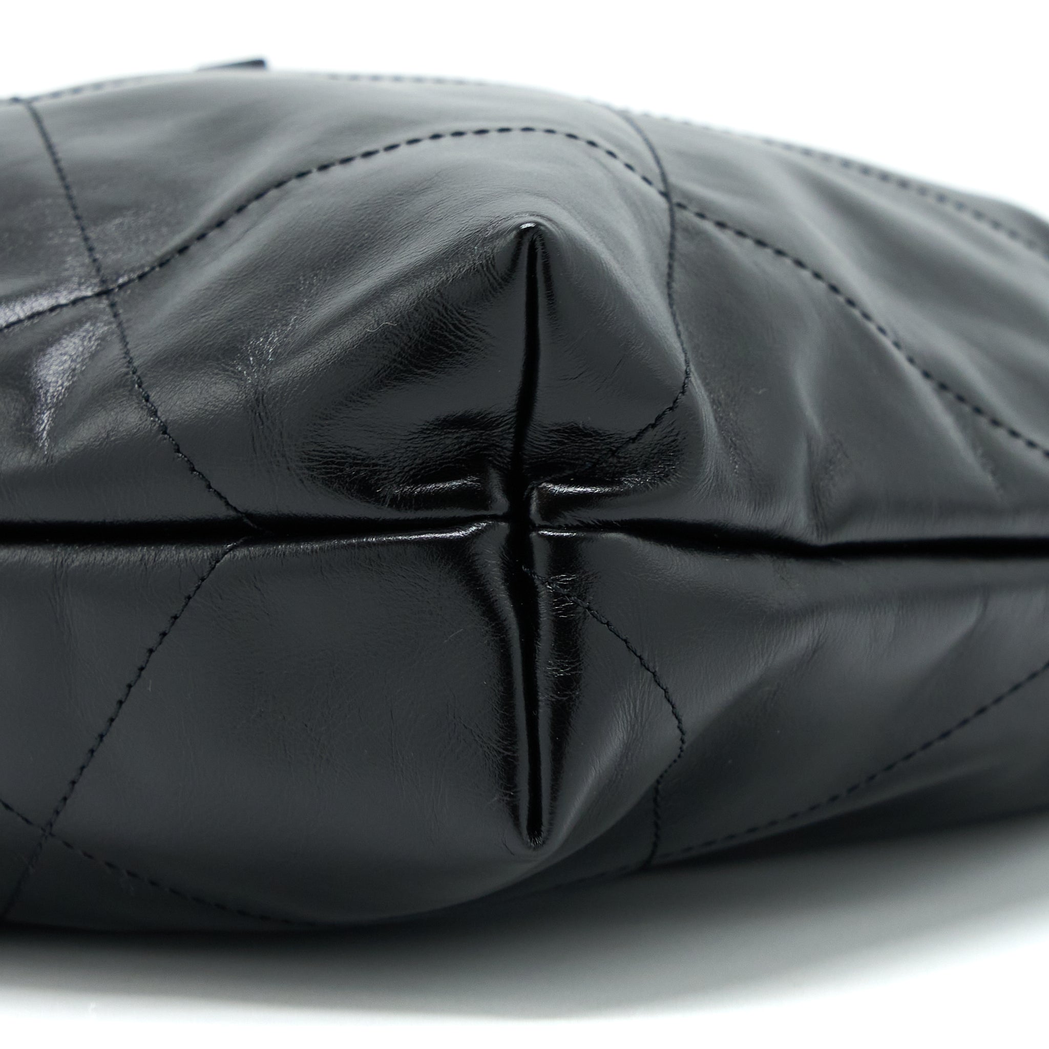 chanel-medium-22-bag-shiny-calfskin-so-black-with-black-hardware-microchip