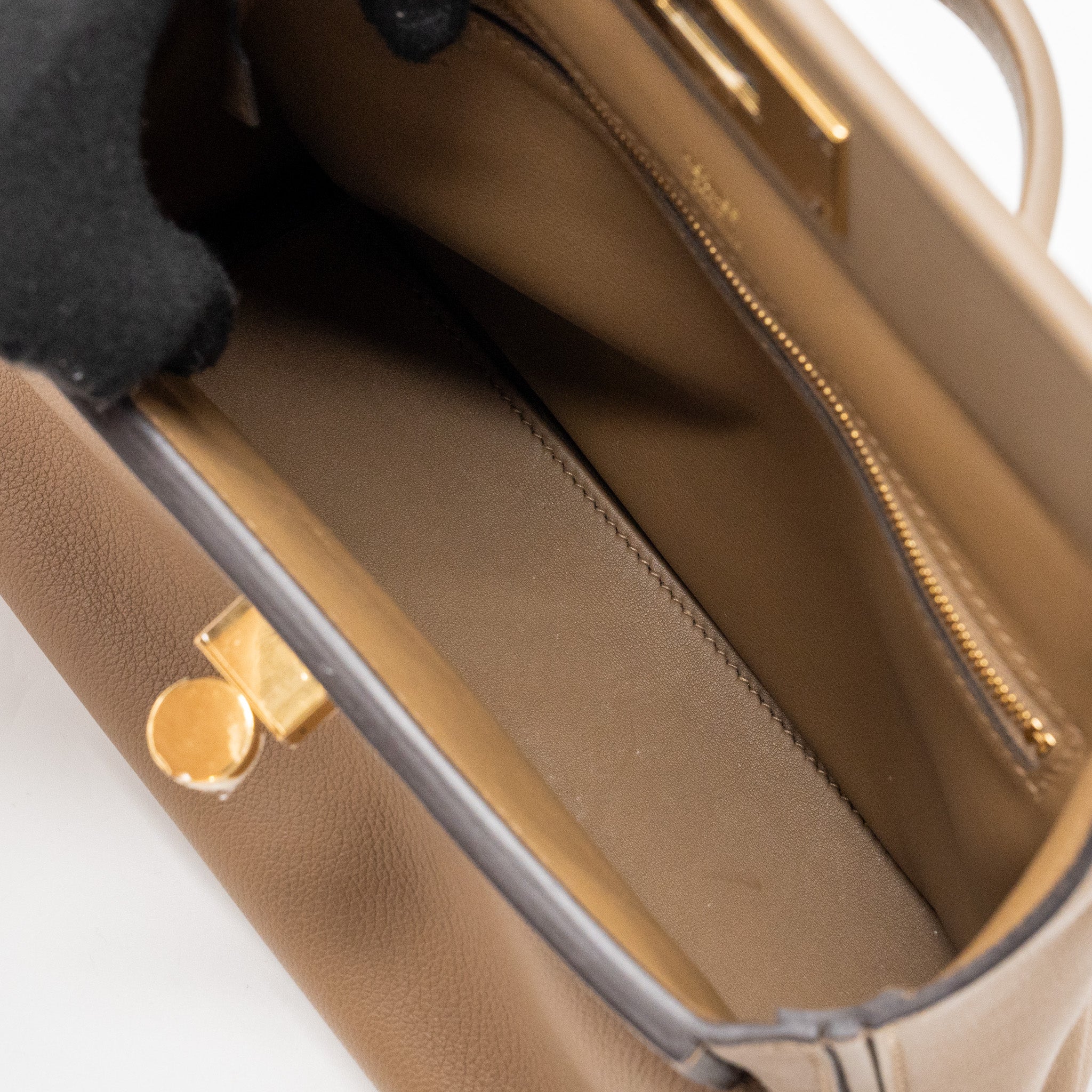 hermes-mini-24-24-2424-21-bag-evercolor-swift-beige-de-weimar-etoupe-ghw-stamp-z