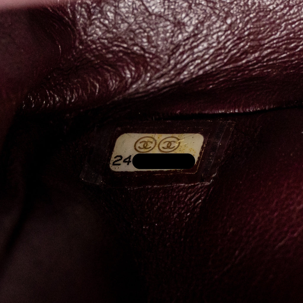 chanel-medium-classic-double-flap-bag-caviar-black-ghw-33