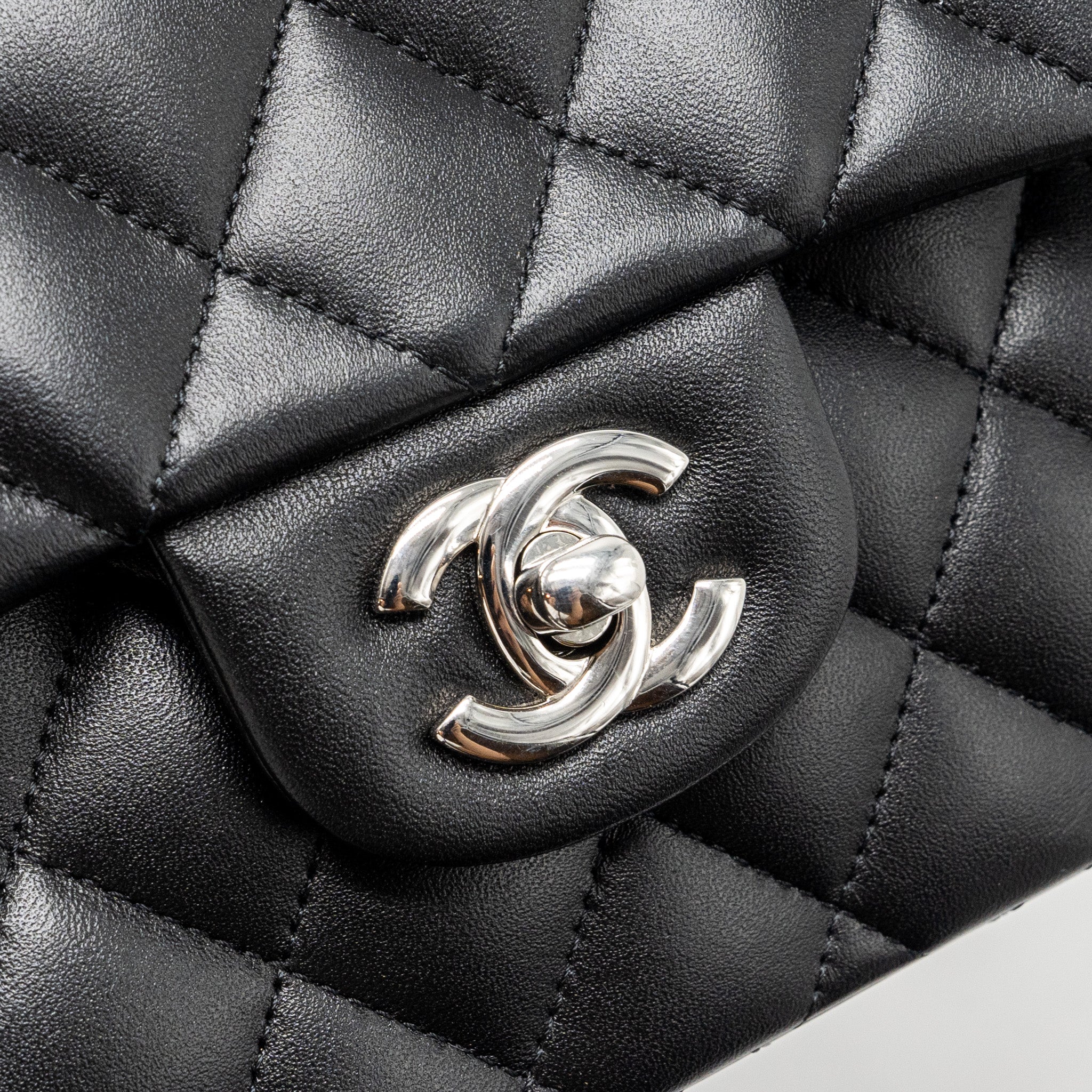 chanel-small-classic-double-flap-bag-lambskin-black-shwmicrochip