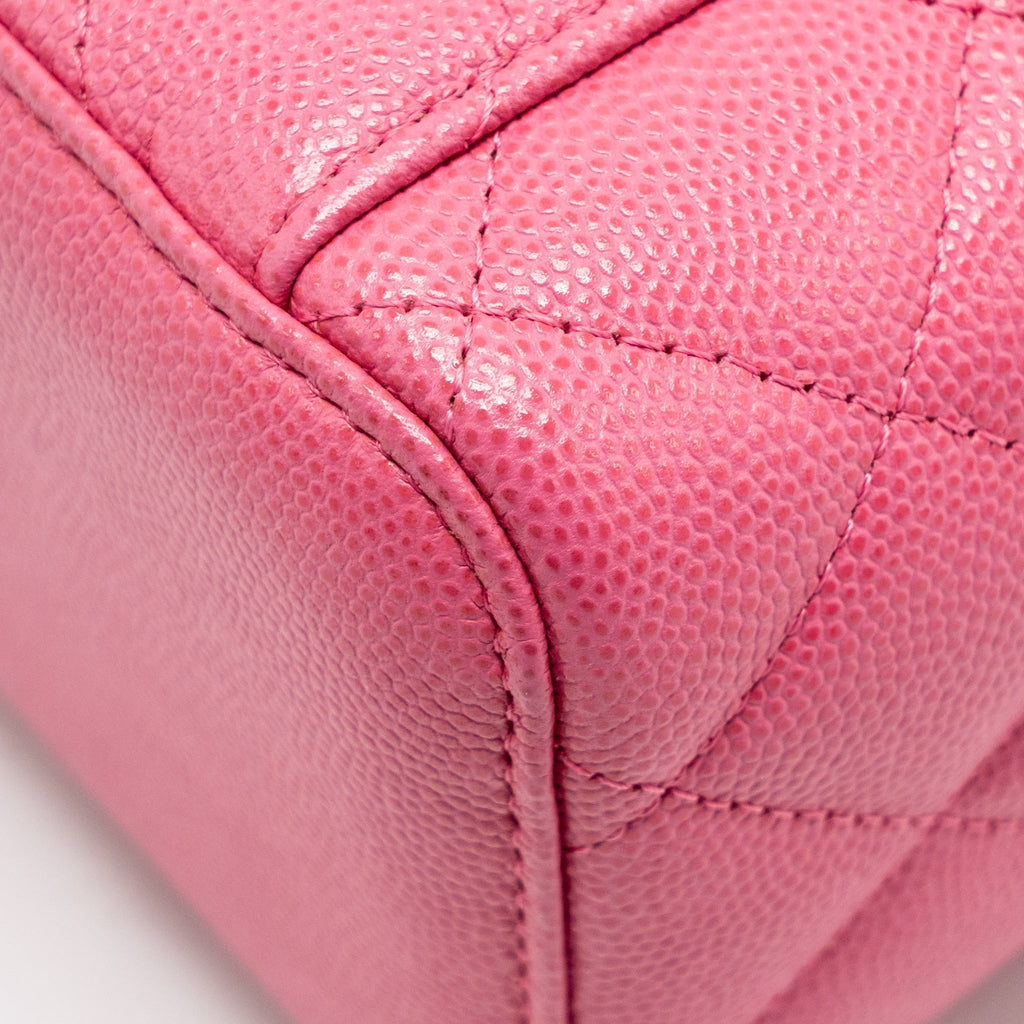 chanel-long-vanity-case-with-chain-caviar-hot-pink-lghw