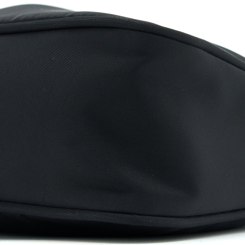 prada-re-edition-2000-nylon-bag-black-shw