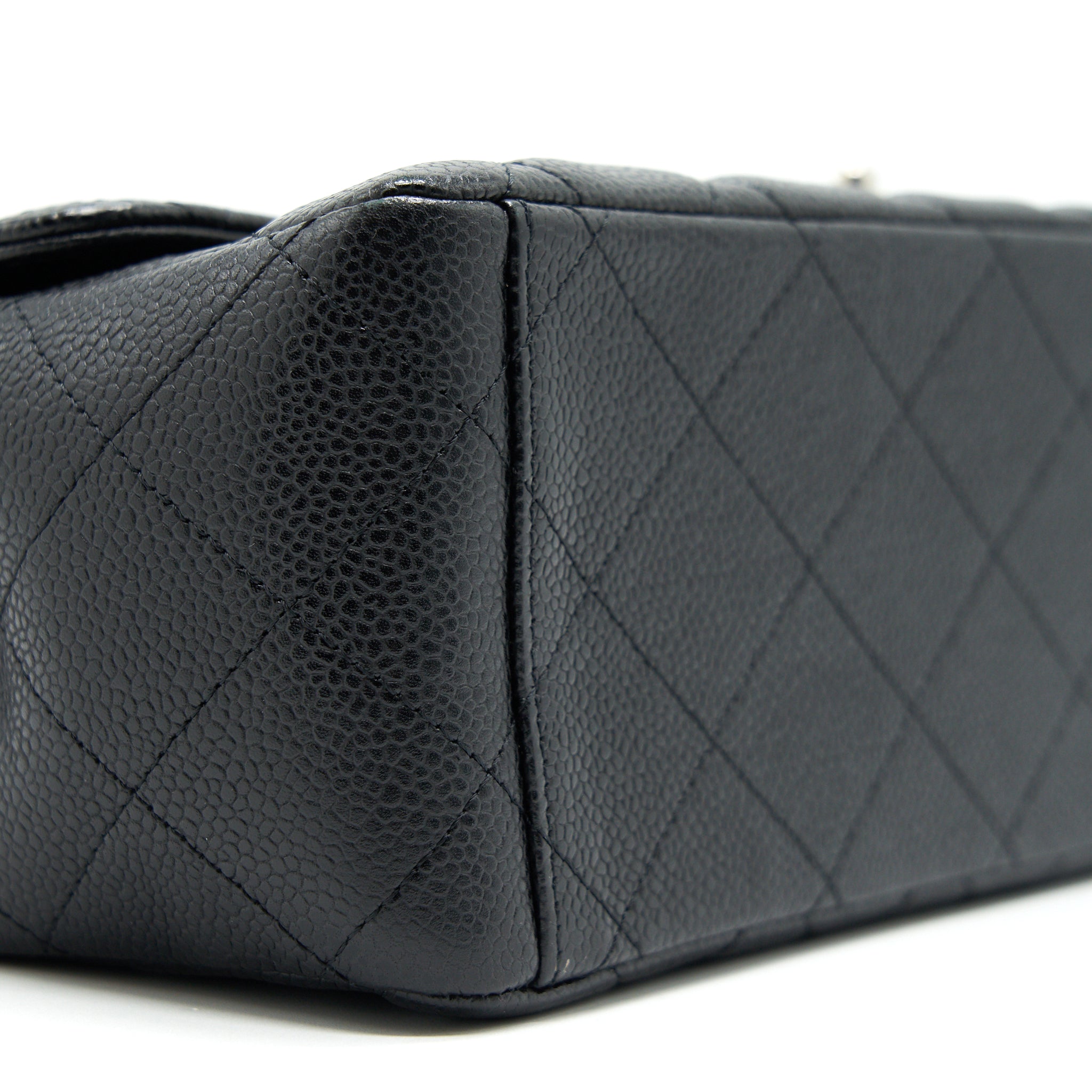 chanel-cavier-classic-maxi-single-flap-bag-black-shw
