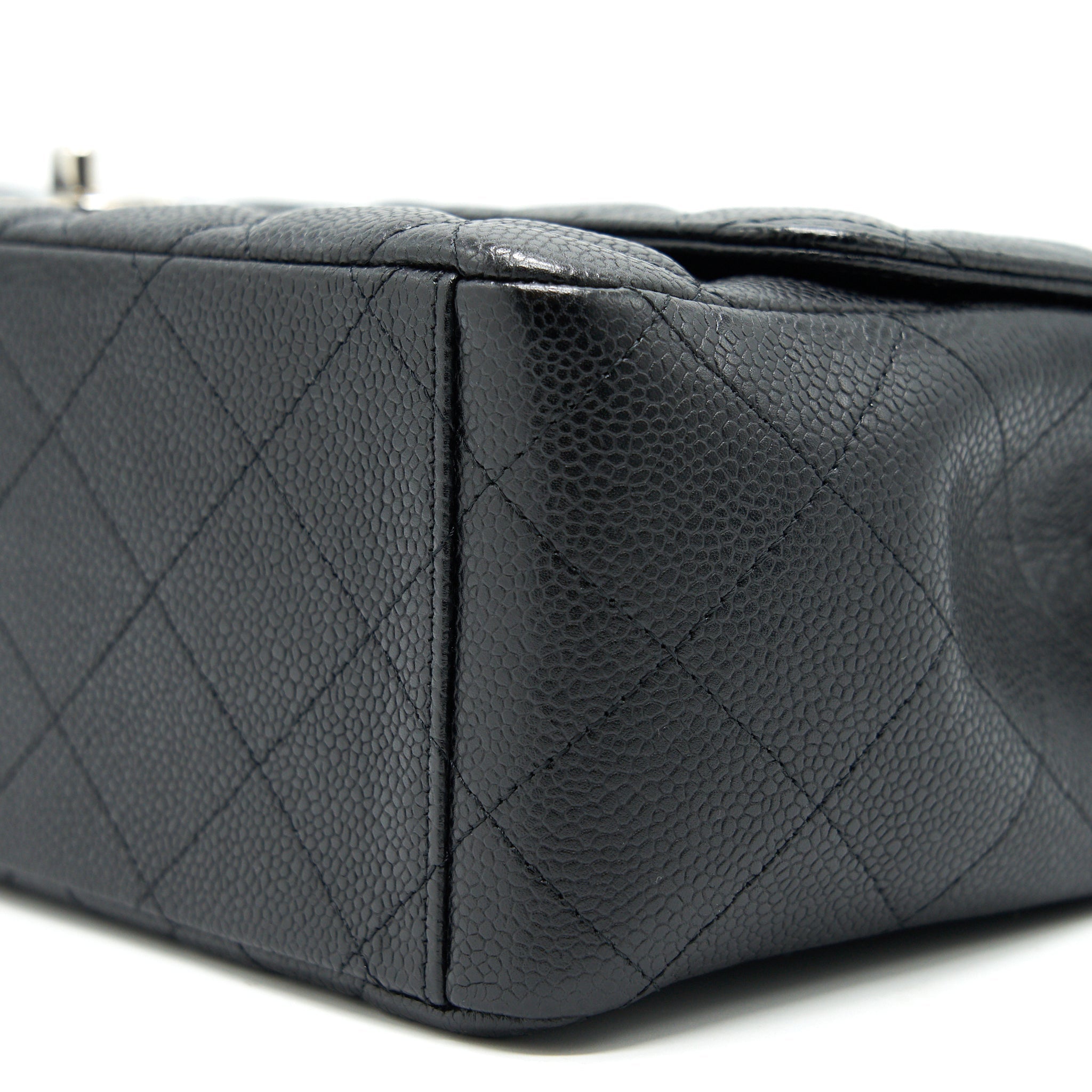 chanel-cavier-classic-maxi-single-flap-bag-black-shw