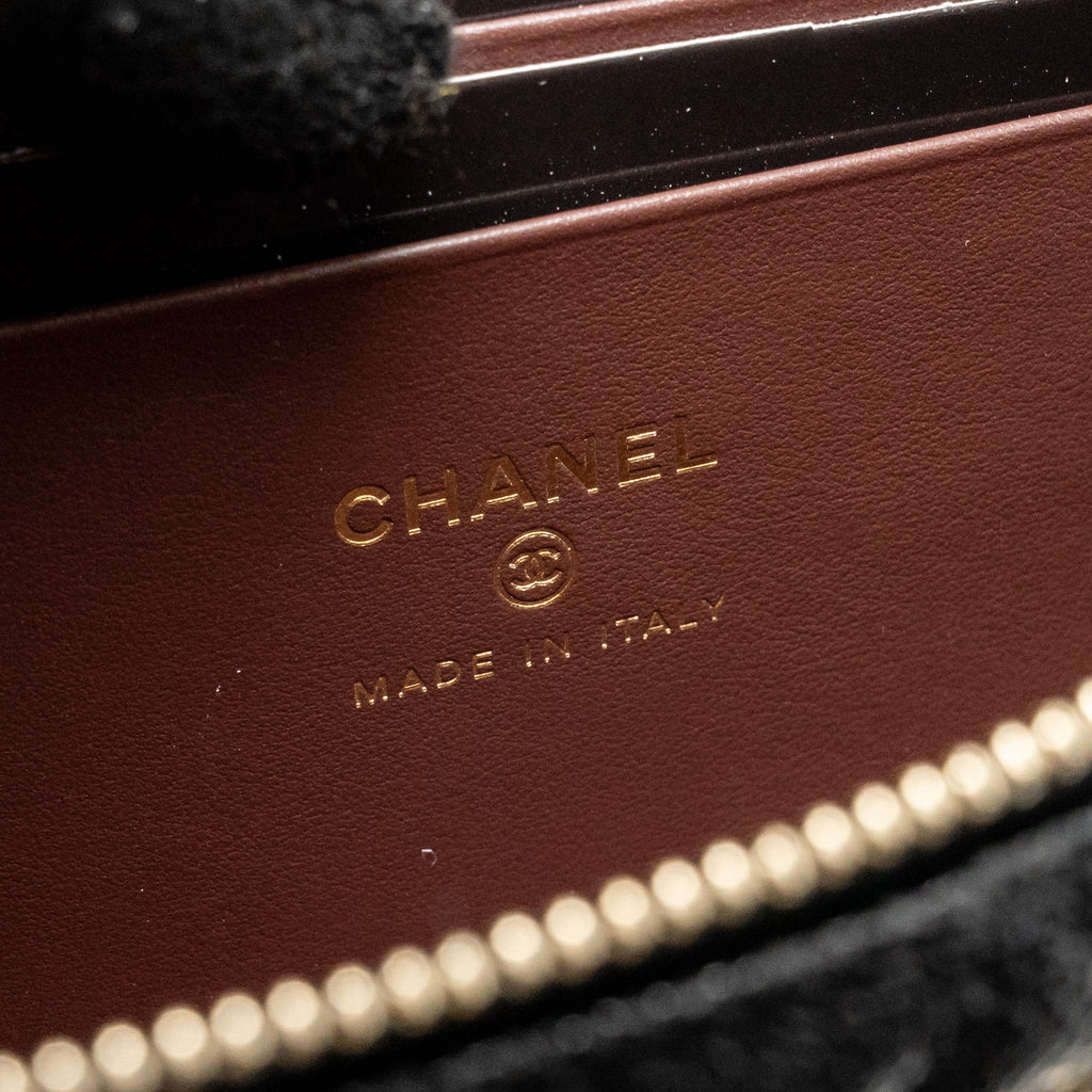 chanel-25p-cc-top-handle-vanity-bag-caviar-black-lghw-microchip-1
