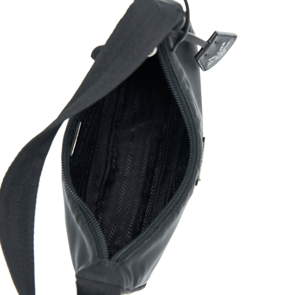 prada-re-edition-2000-nylon-bag-black-shw