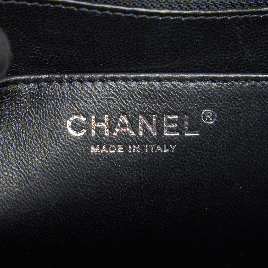 chanel-cavier-classic-maxi-single-flap-bag-black-shw