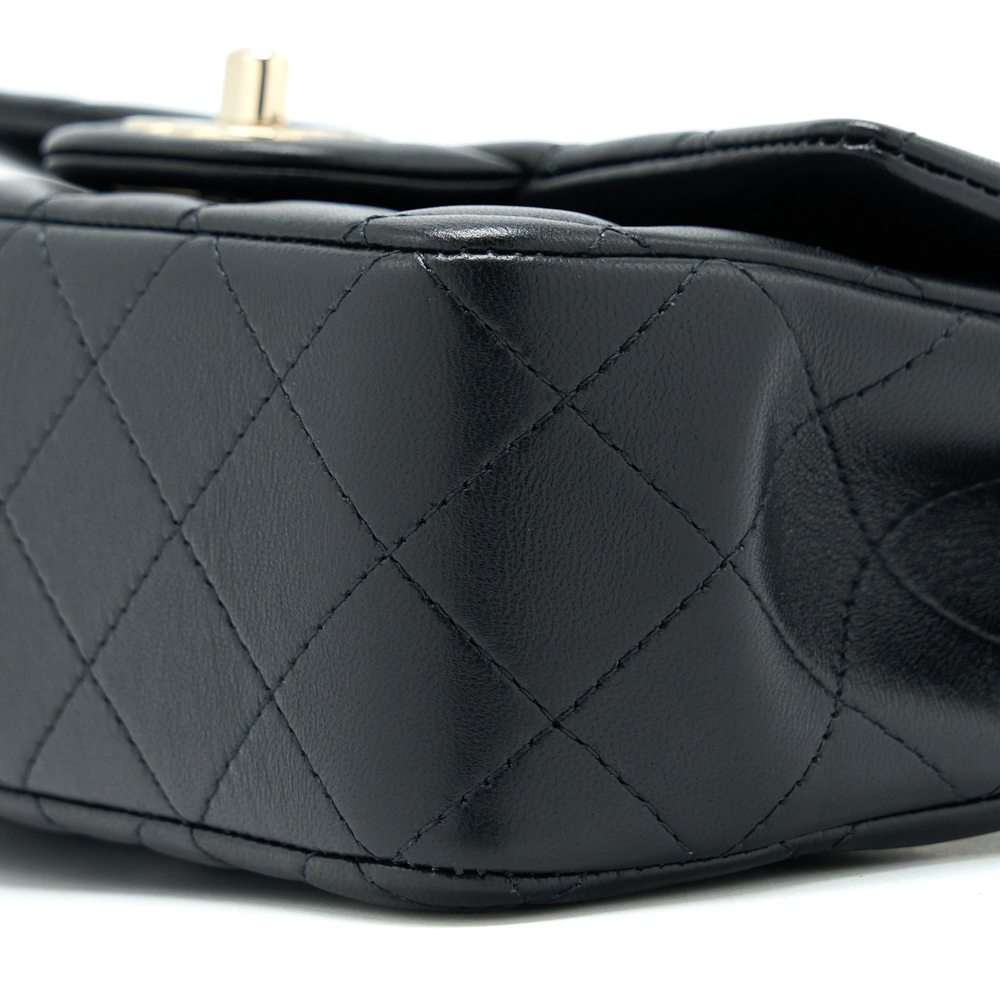 chanel-22a-top-handle-mini-rectangular-flap-bag-lambskin-black-ghw-microchip-1