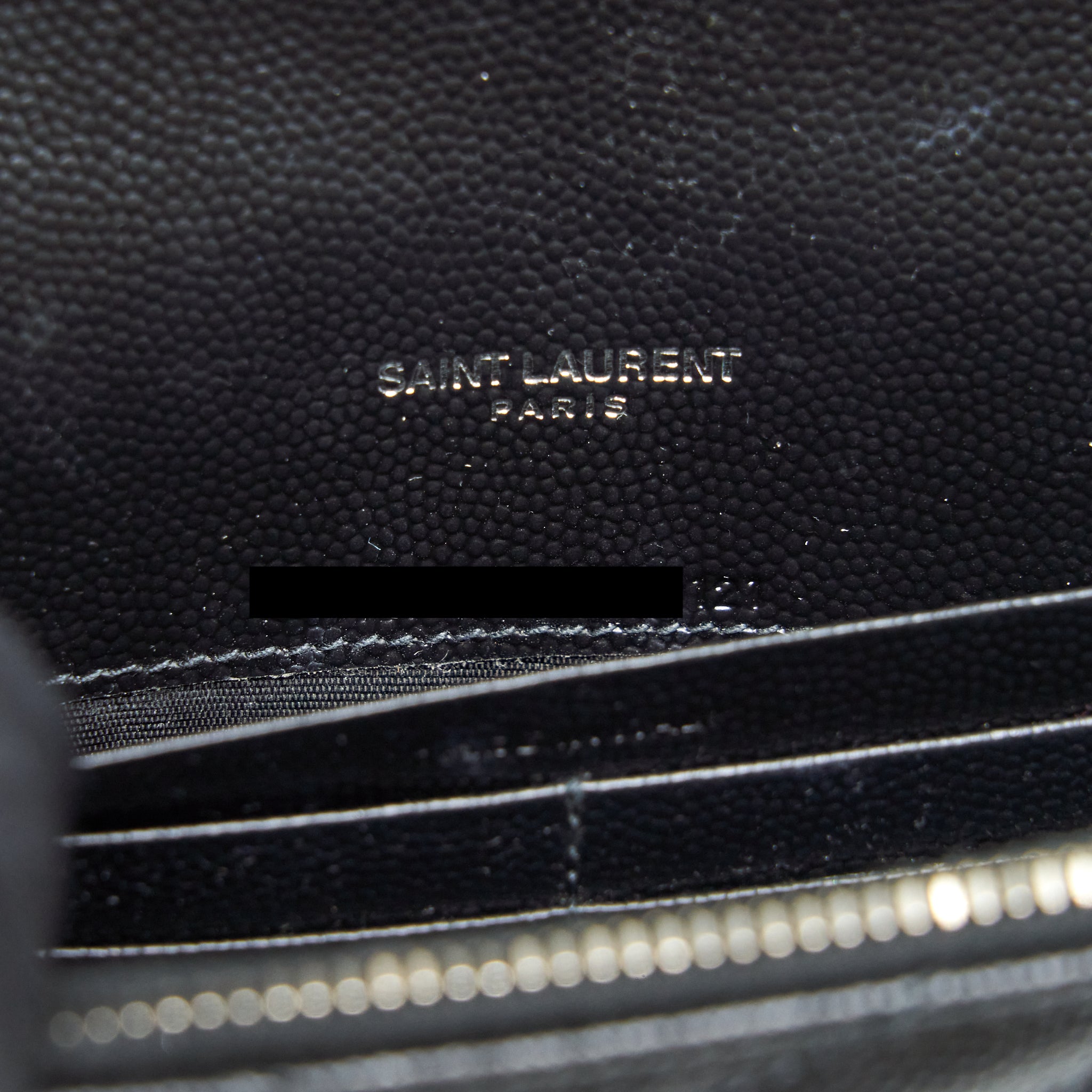 saint-laurent-ysl-cassandra-matelasse-envelope-chain-wallet-grained-calfskin-black-shw