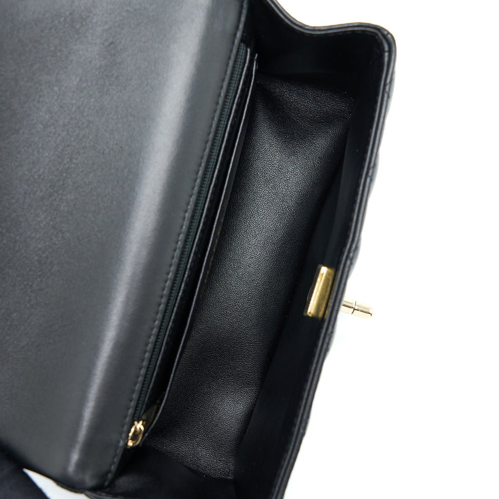 chanel-22a-top-handle-mini-rectangular-flap-bag-lambskin-black-ghw-microchip-1