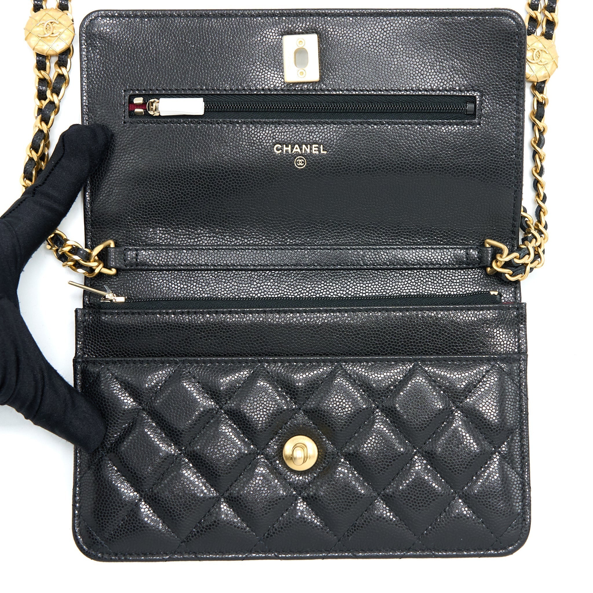 chanel-22a-twist-your-button-wallet-on-chain-caviar-black-ghw-microchip