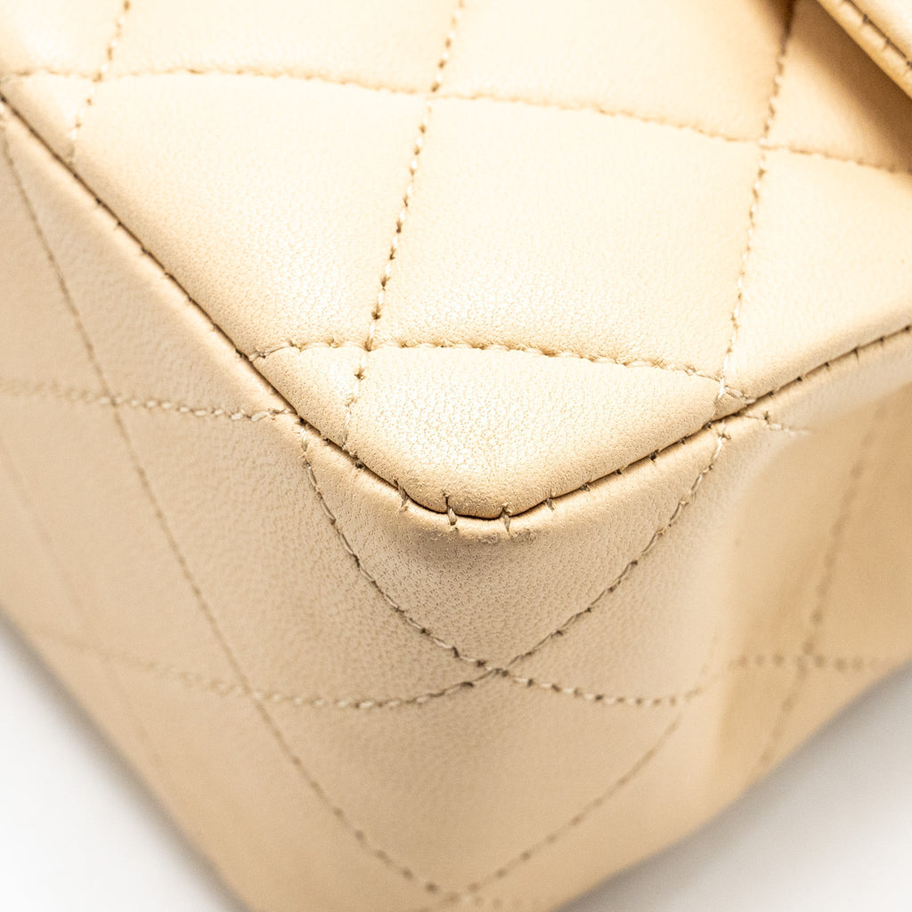 chanel-medium-classic-double-flat-bag-lambskin-beige-ghw