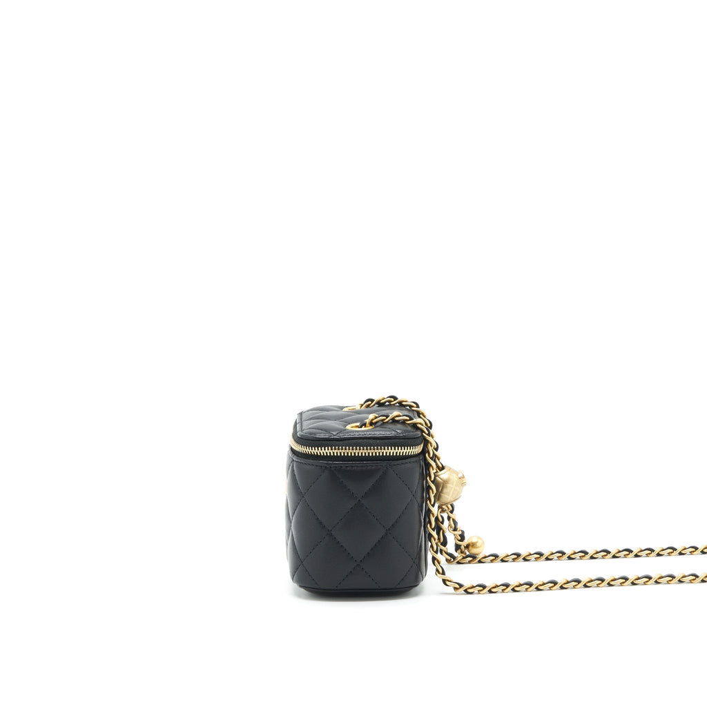 chanel-pearl-crush-mini-vanity-with-chain-lambskin-black-ghw
