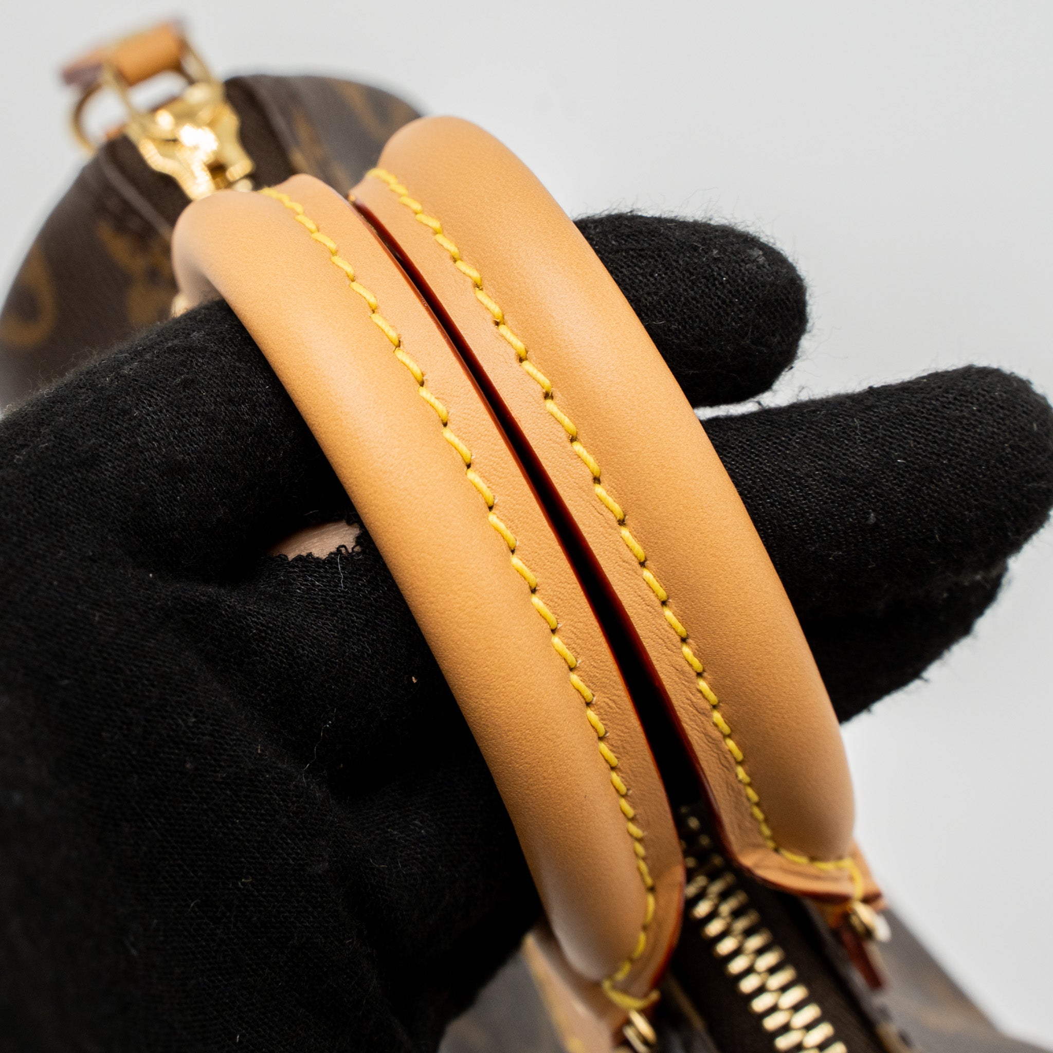 louis-vuitton-nano-speedy-monogram-canvas-ghw-new-version-9