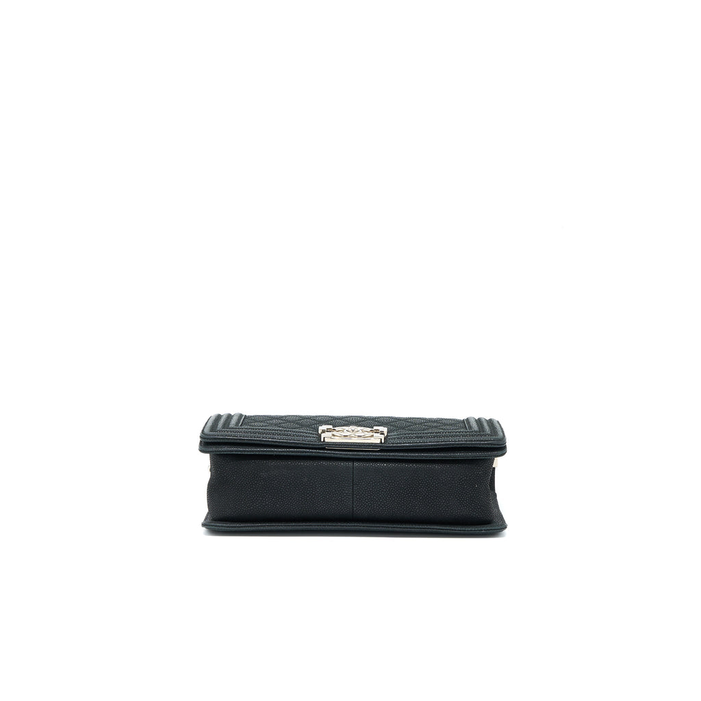chanel-medium-boy-bag-grained-calfskin-black-shw