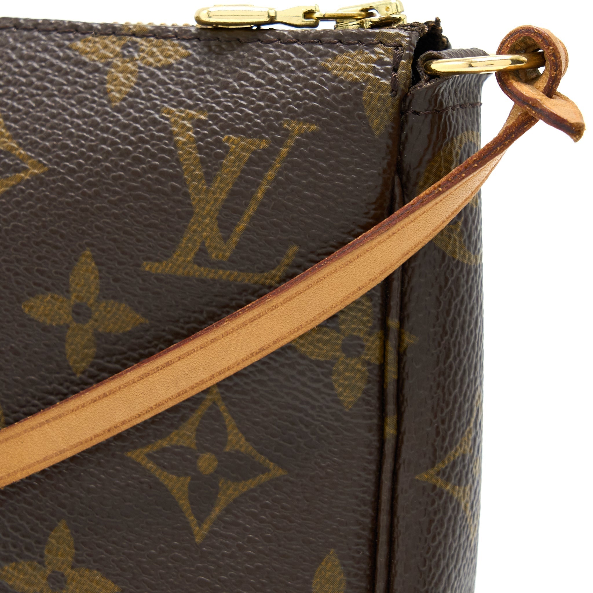 louis-vuitton-pochette-accessories-monogram-canvas-5
