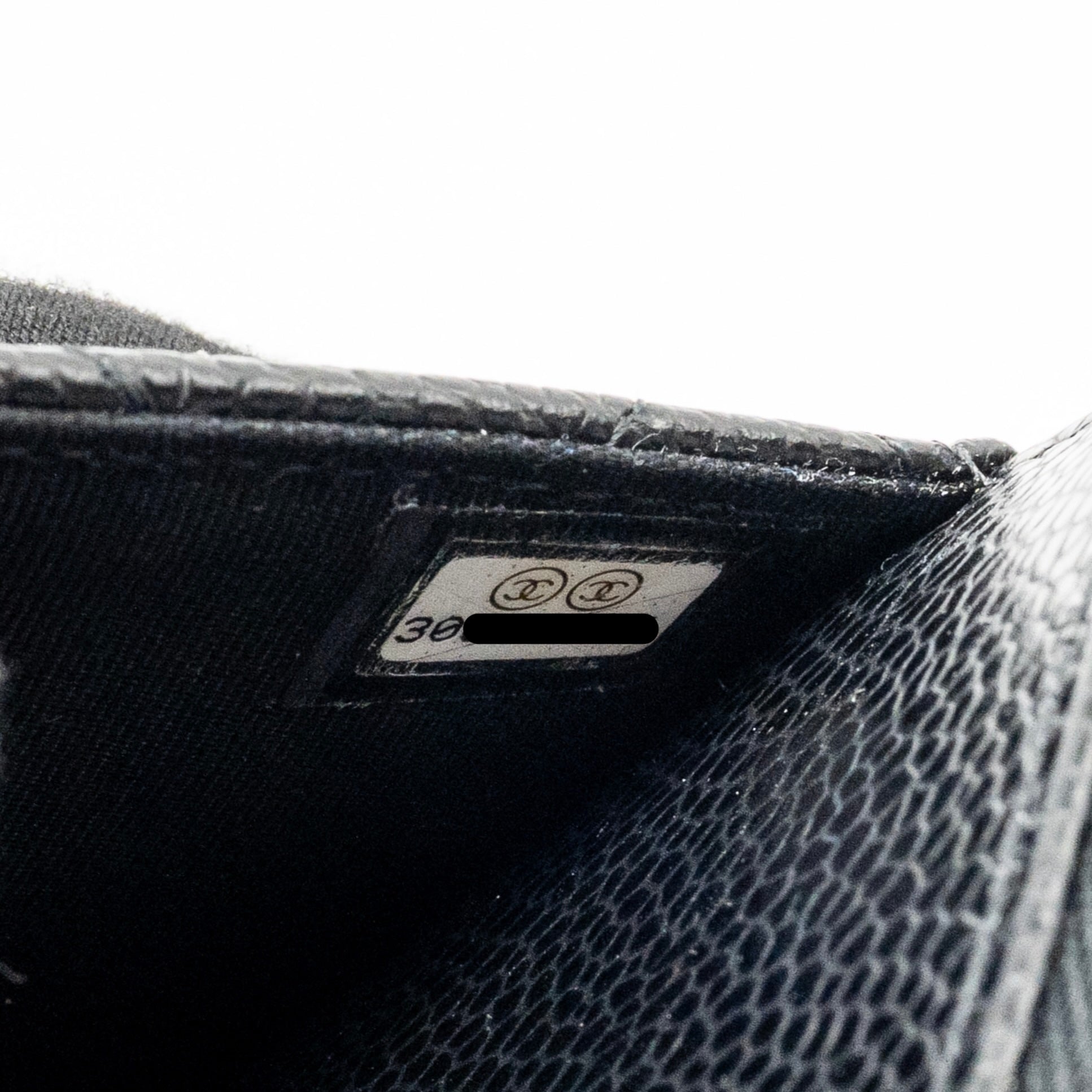 chanel-classic-wallet-on-chain-caviar-black-ghw-23