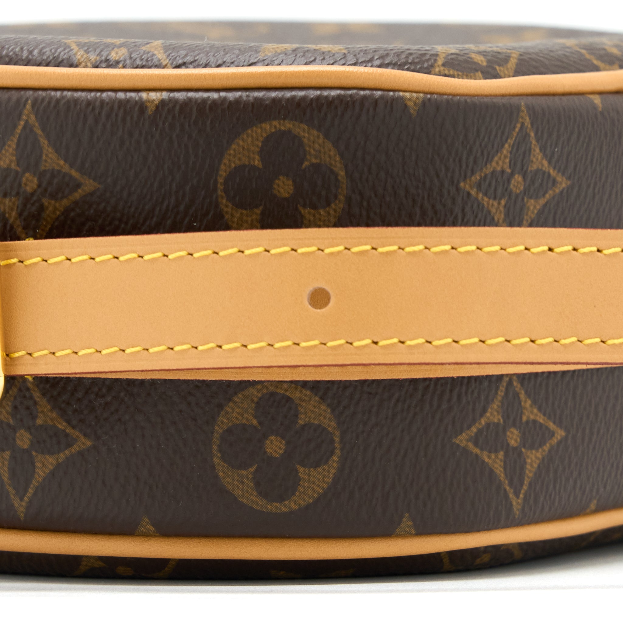 louis-vuitton-boite-chapeau-souple-pm-monogram-canvas-ghw-1