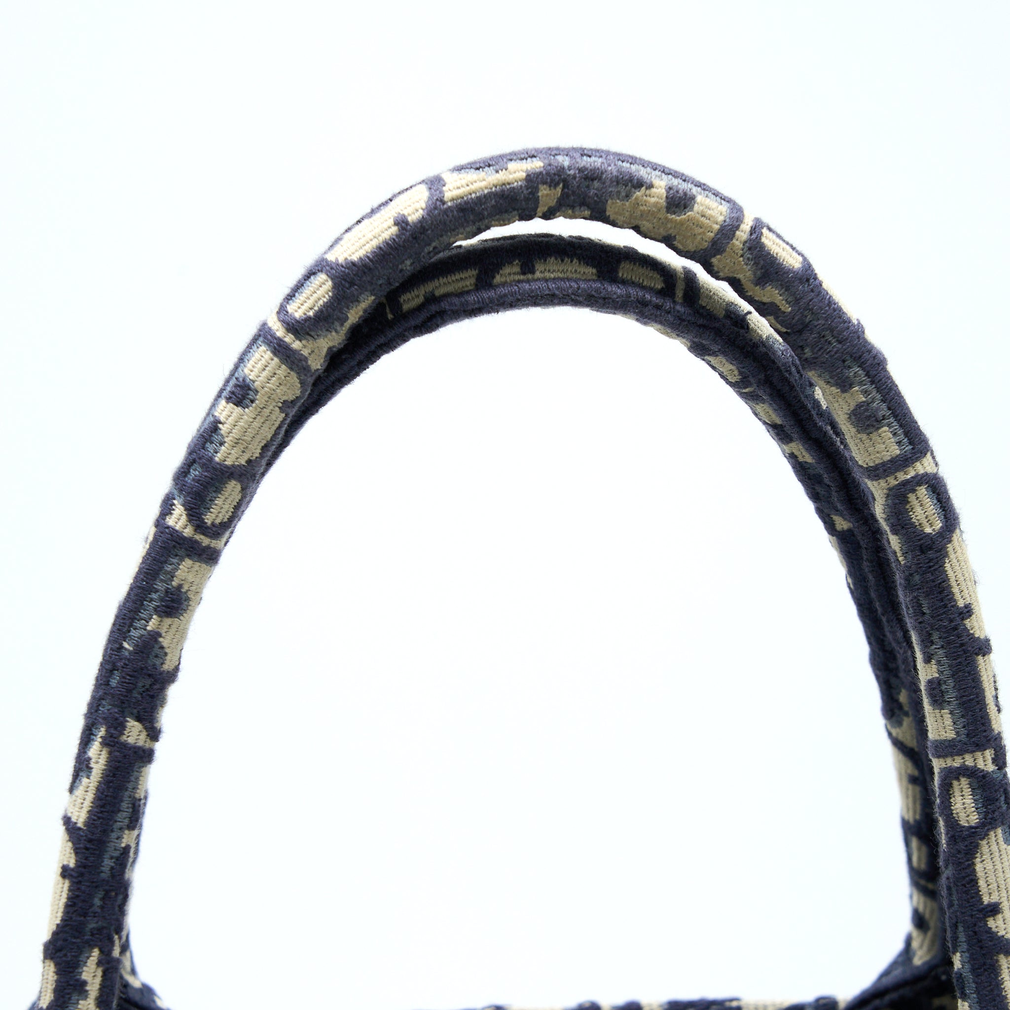 dior-medium-book-tote-blue-dior-oblique-embroidery