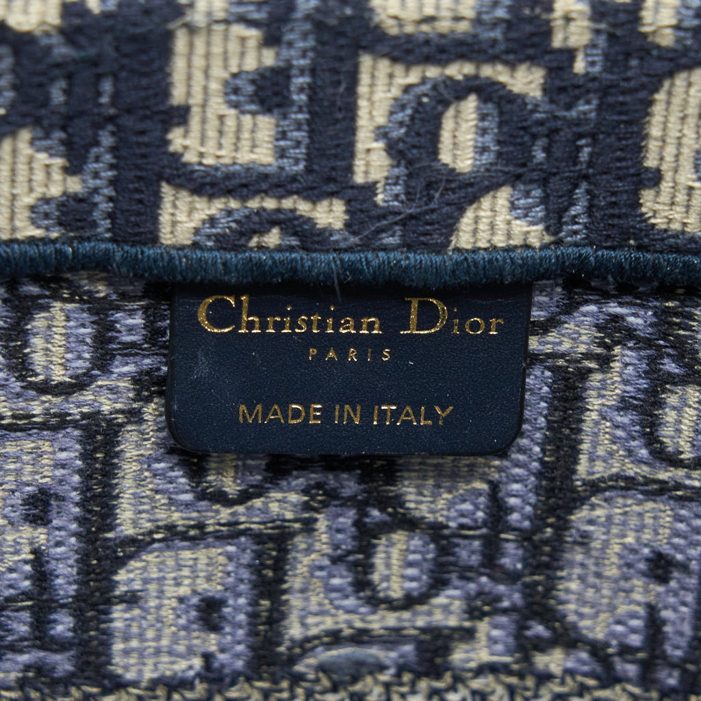 dior-medium-book-tote-blue-dior-oblique-embroidery