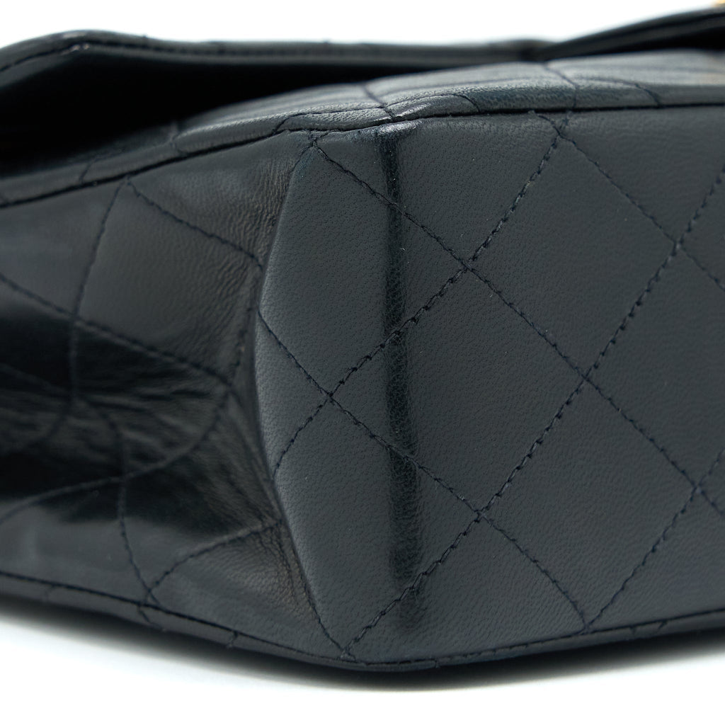chanel-vintage-flap-bag-lambskin-black-ghw-1