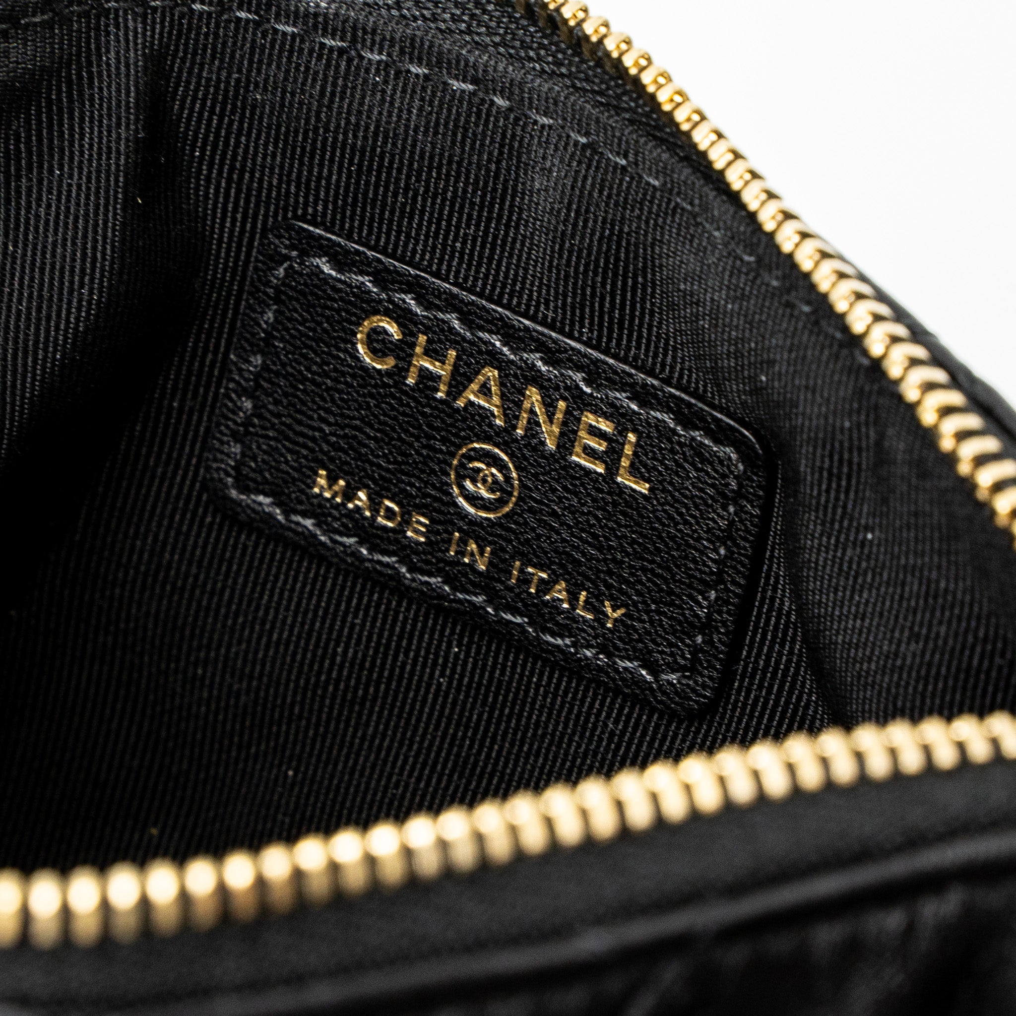 chanel-21s-mini-pouch-limited-edition-lambskin-black-lghw-1