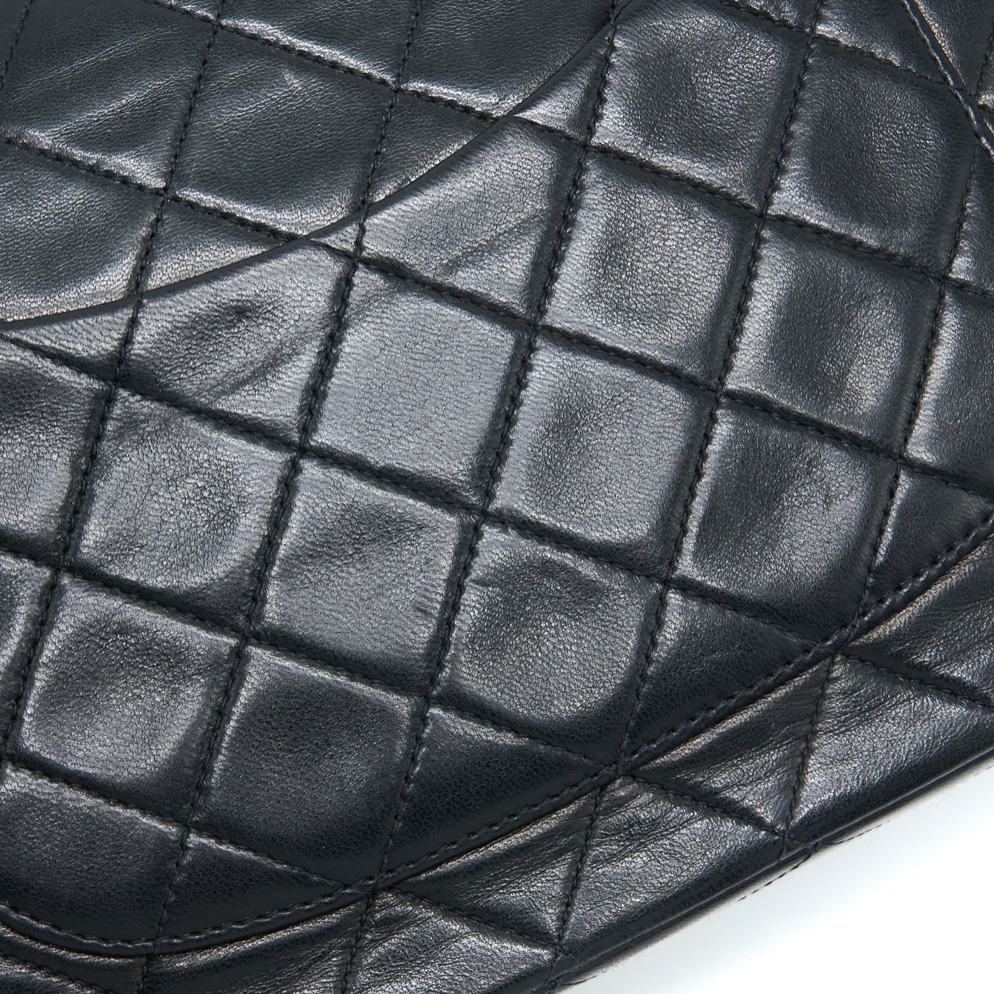 chanel-vintage-flap-bag-lambskin-black-ghw-1