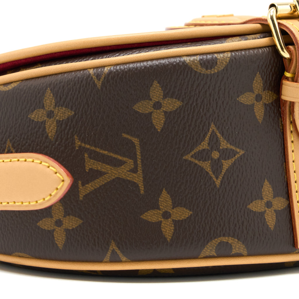 louis-vuitton-tambourin-bag-monogram-canvas-ghw