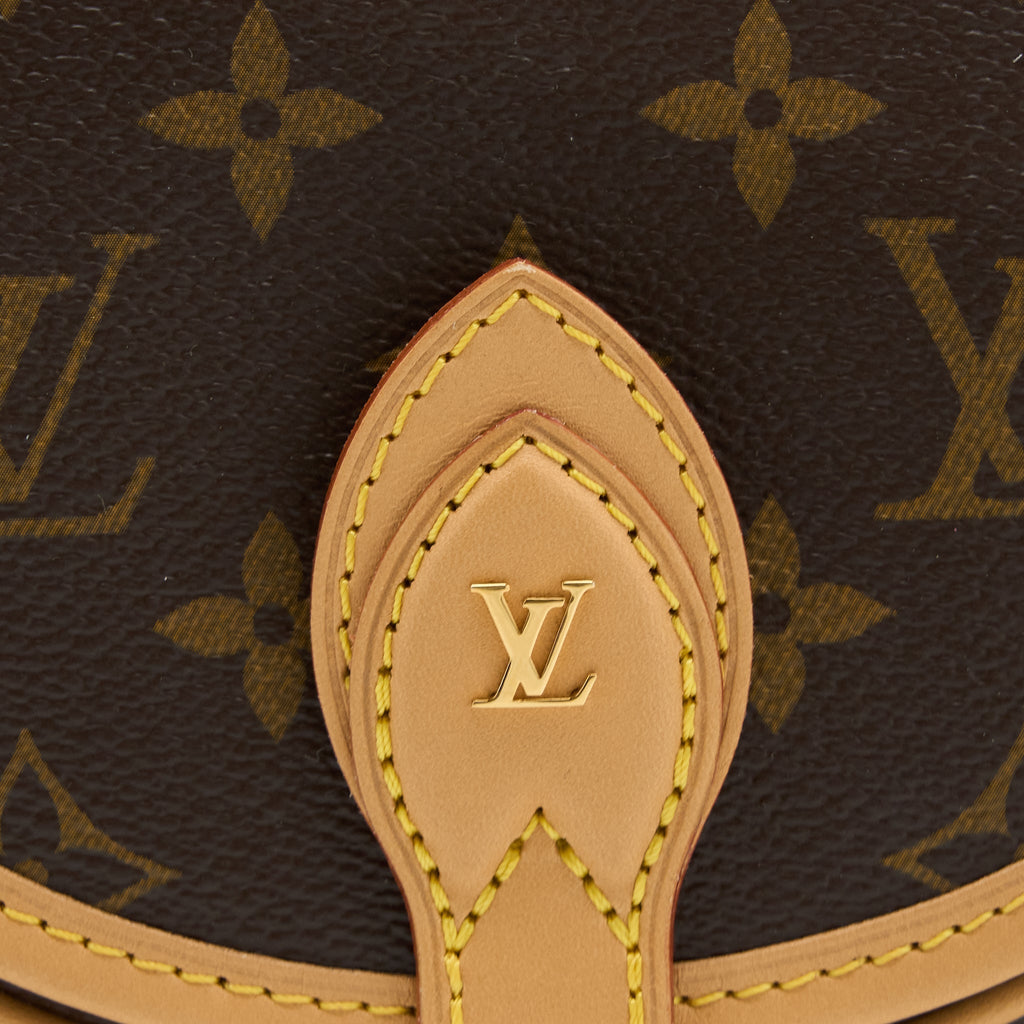 louis-vuitton-tambourin-bag-monogram-canvas-ghw