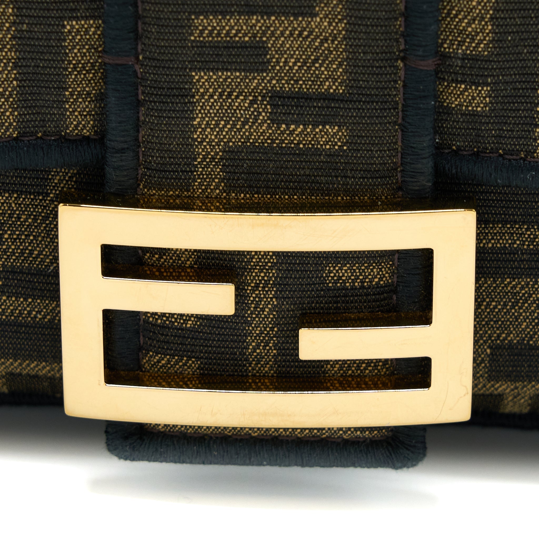 fendi-baguette-shoulder-bag-canvas-ghw