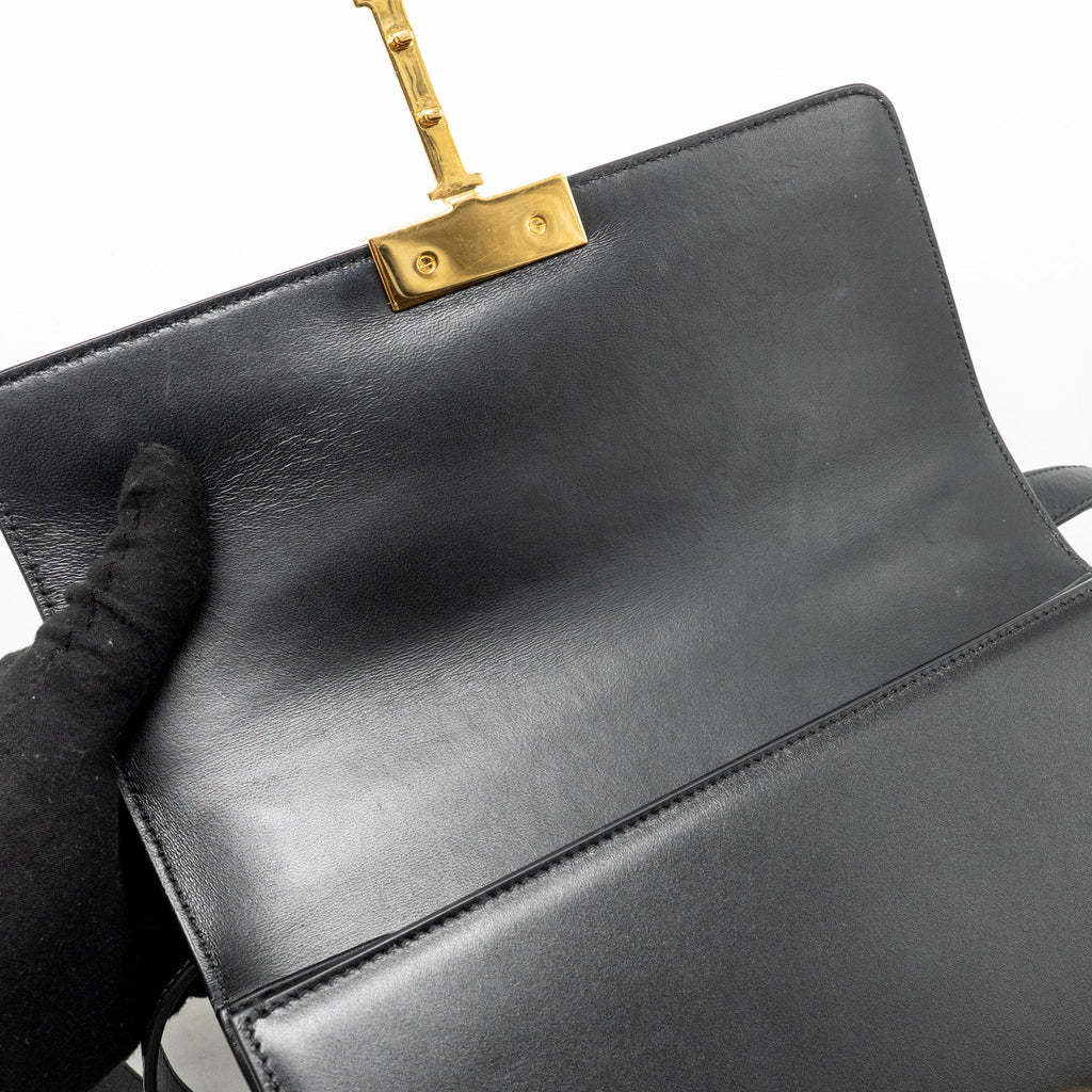 dior-medium-30-montaigne-flap-bag-calfskin-black-ghw