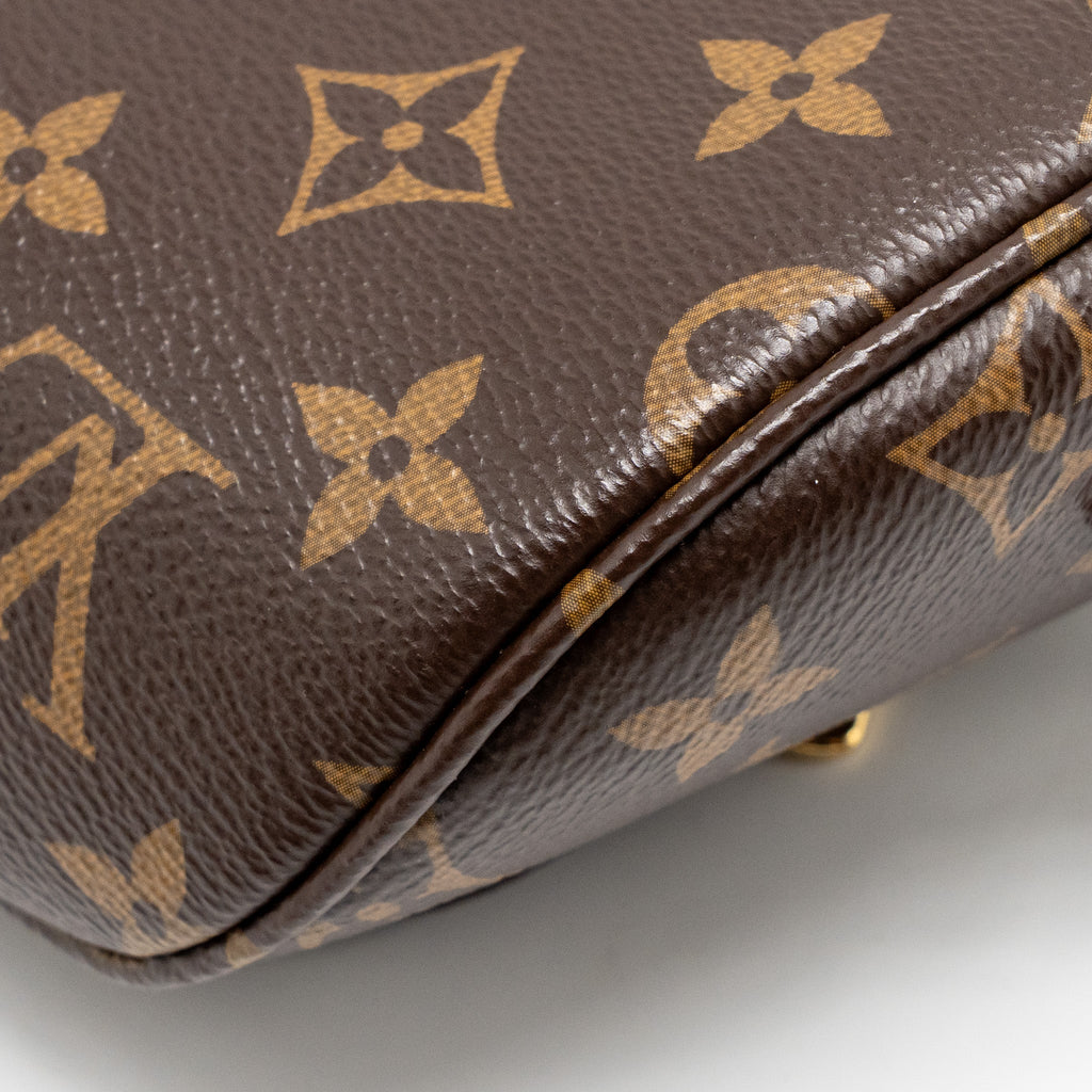 louis-vuitton-mini-bumbag-monogram-canvas-ghw-1