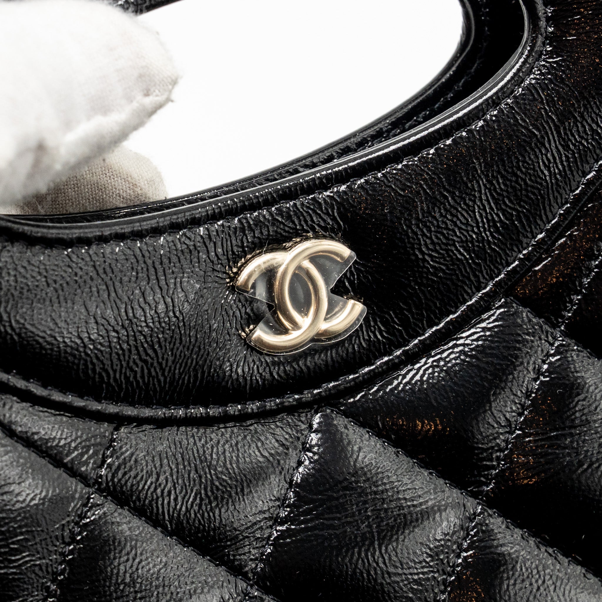 chanel-mini-31-clutch-with-chain-shiny-lambskin-black-lghw-microchip-copy