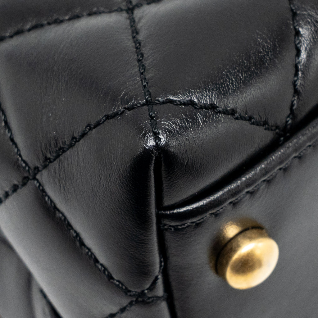 chanel-detailed-metal-top-handle-mini-coco-handle-flap-bag-shiny-calfskin-black-ghw-microchip