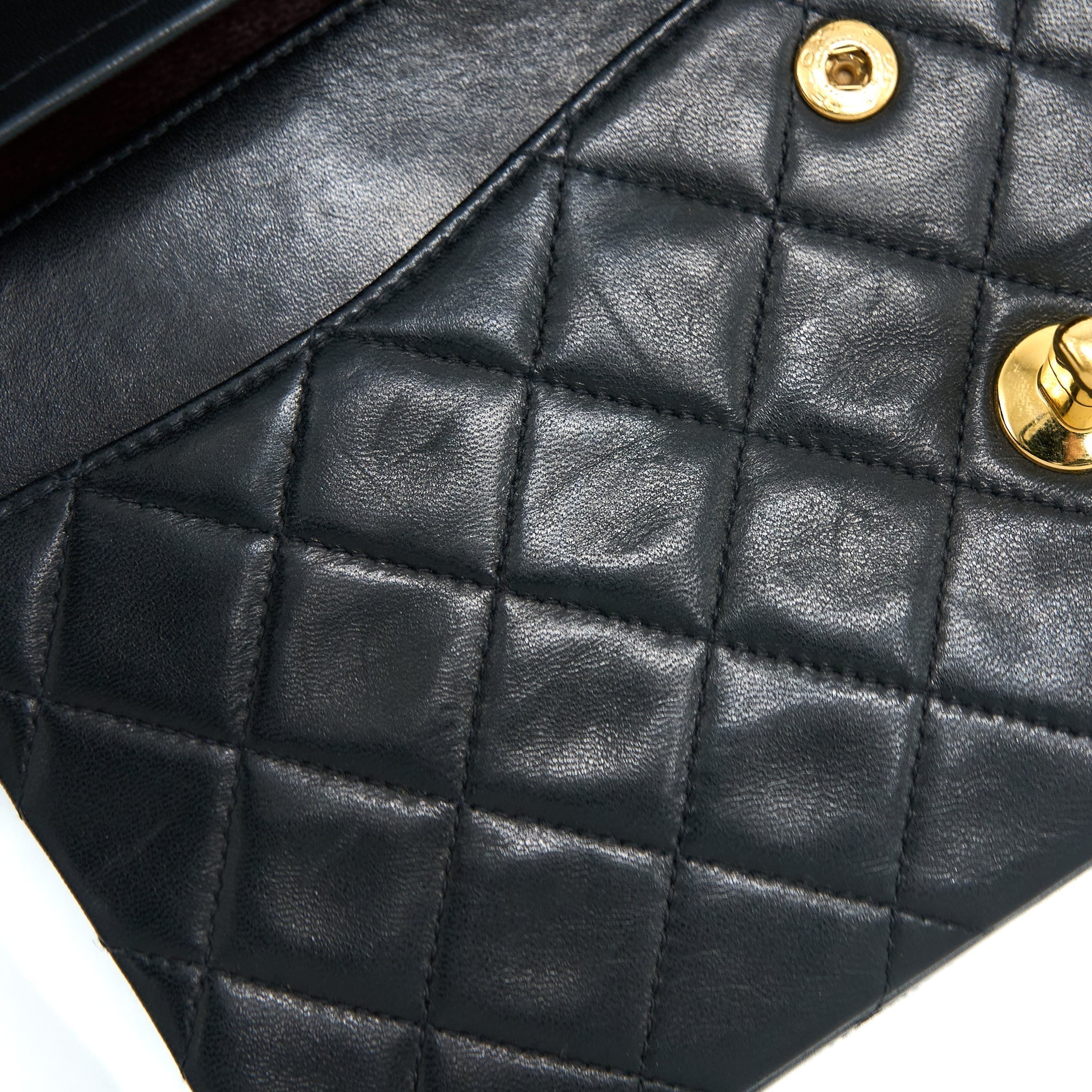 chanel-vintage-flap-bag-lambskin-black-ghw-1