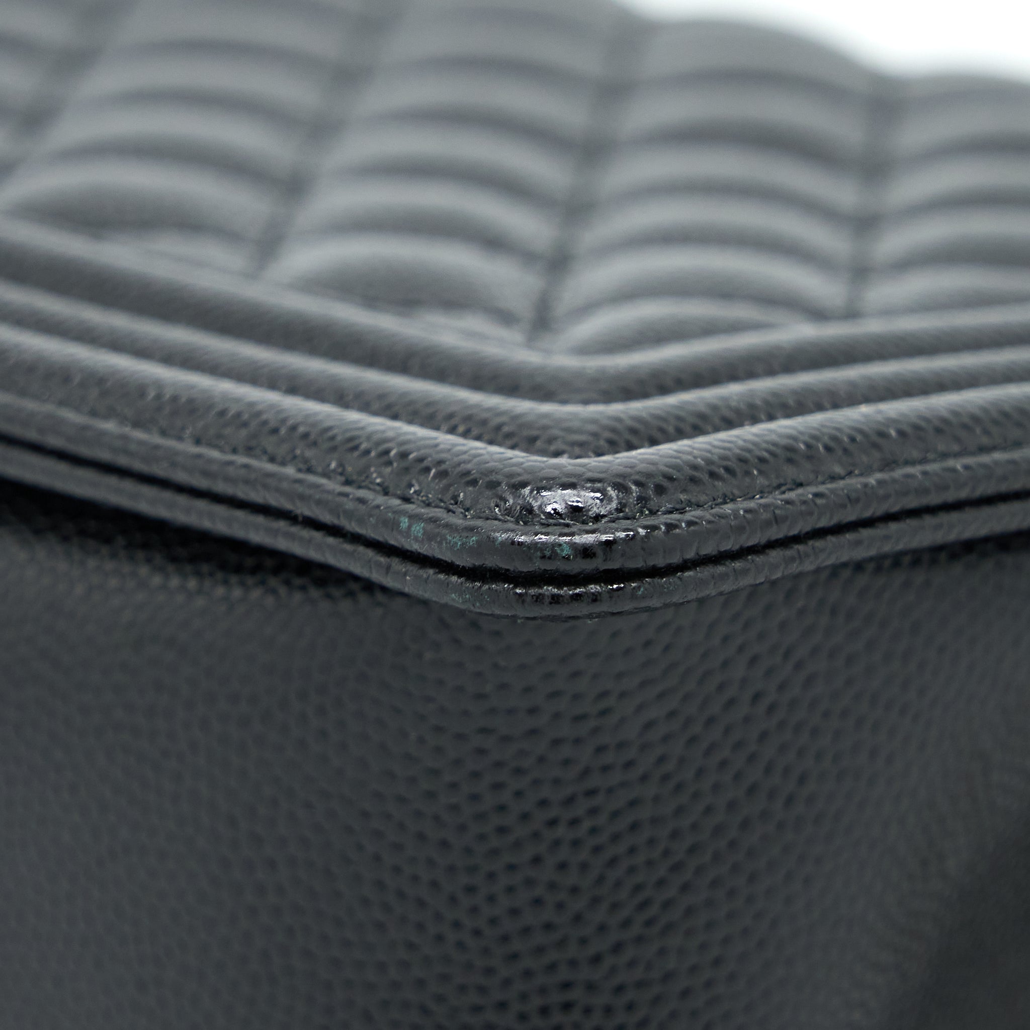 chanel-boy-bag-28cm-caviar-black-brushed-ghw