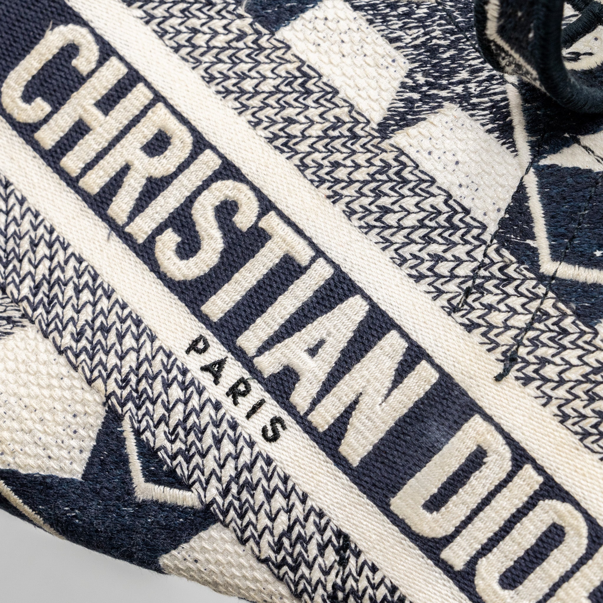 dior-saddle-bag-canvas-limited-print-dark-blue-white-ghw