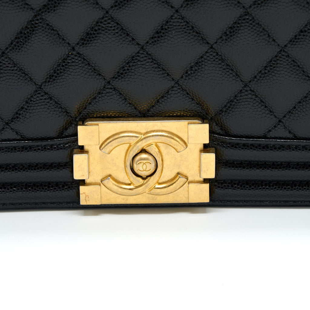 chanel-boy-bag-28cm-caviar-black-brushed-ghw