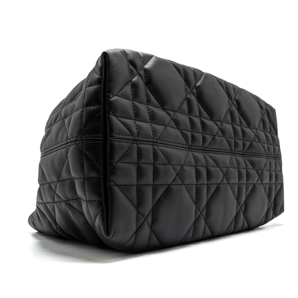 dior-medium-toujours-bag-macrocannage-calfskin-black-lghw