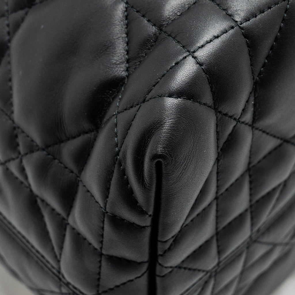 dior-medium-toujours-bag-macrocannage-calfskin-black-lghw