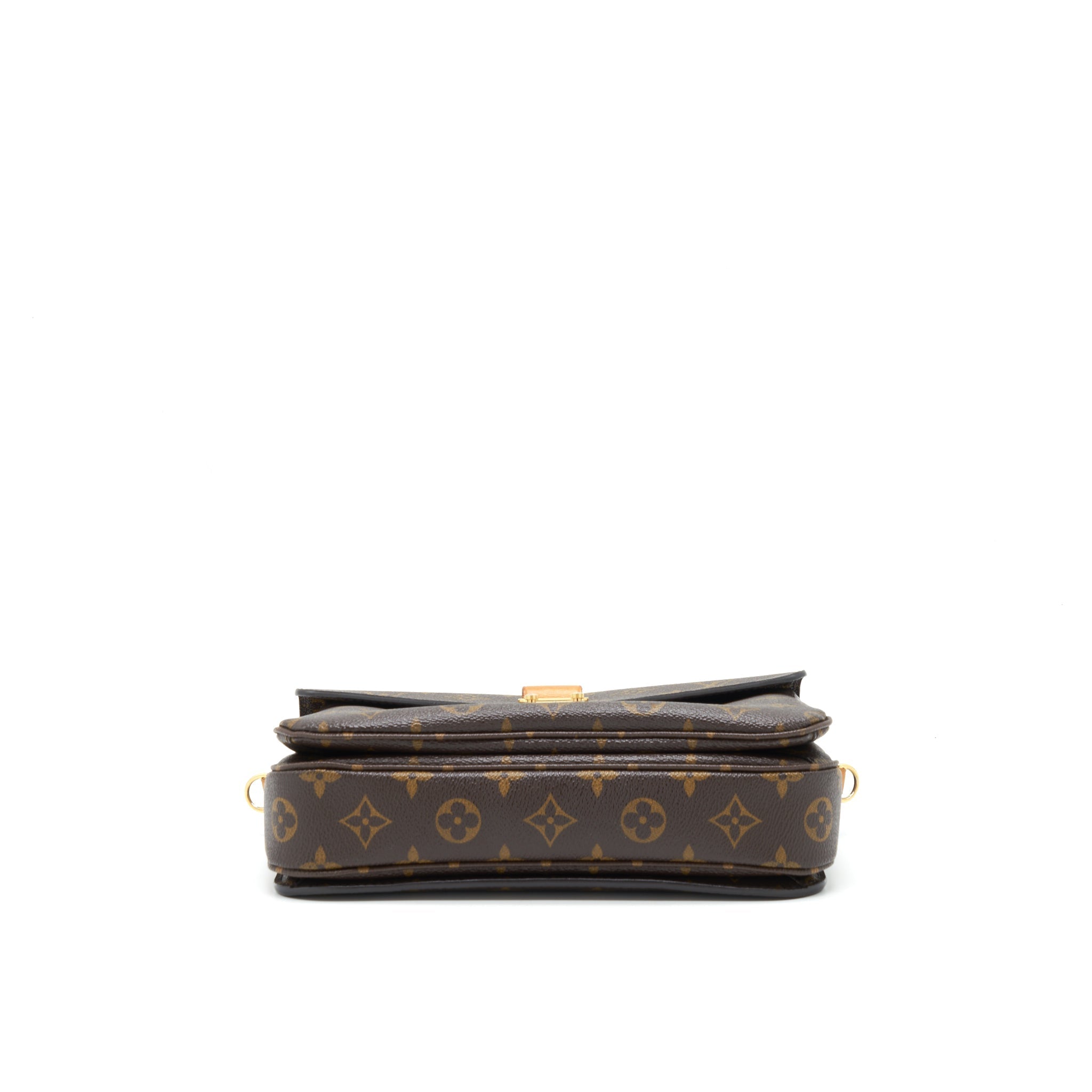 louis-vuitton-pochette-metis-monogram-canvas-year-2015