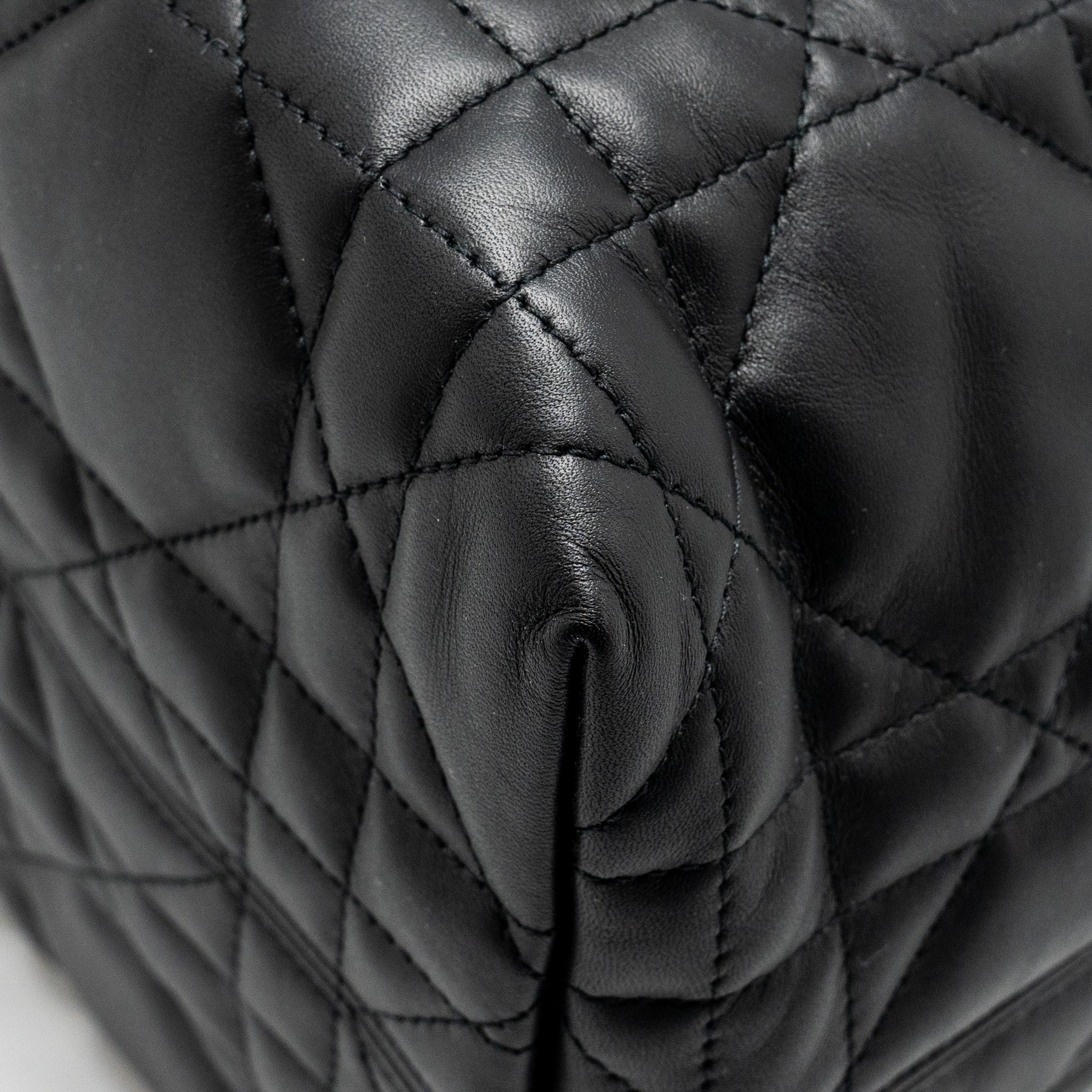 dior-medium-toujours-bag-macrocannage-calfskin-black-lghw