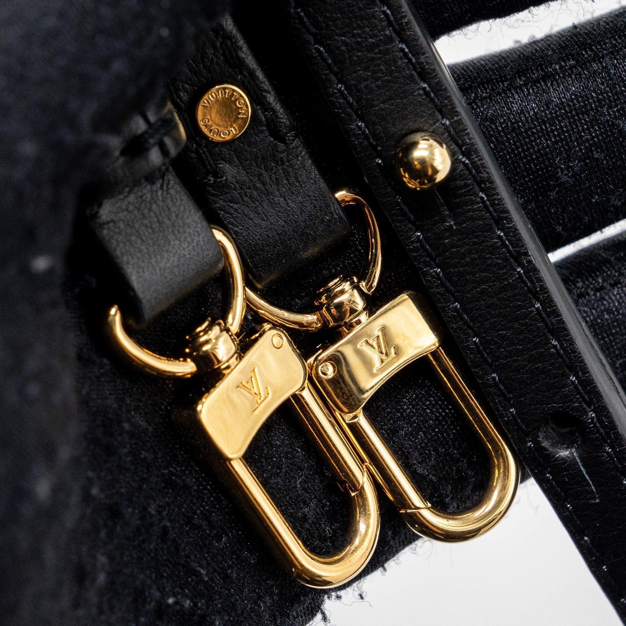 louis-vuitton-palm-spring-mini-backpack-reverse-monogram-canvas-ghw