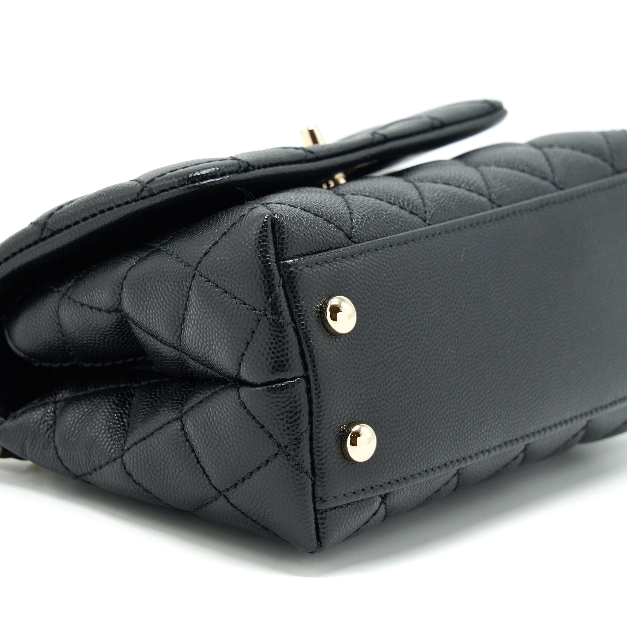 chanel-mini-coco-handle20cm-caviar-black-with-lghw