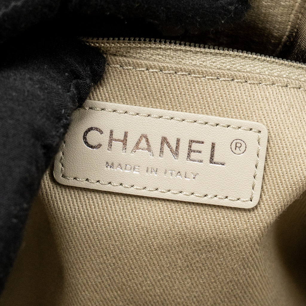 chanel-deauville-tote-bag-fabric-leather-light-grey-shw-microchip