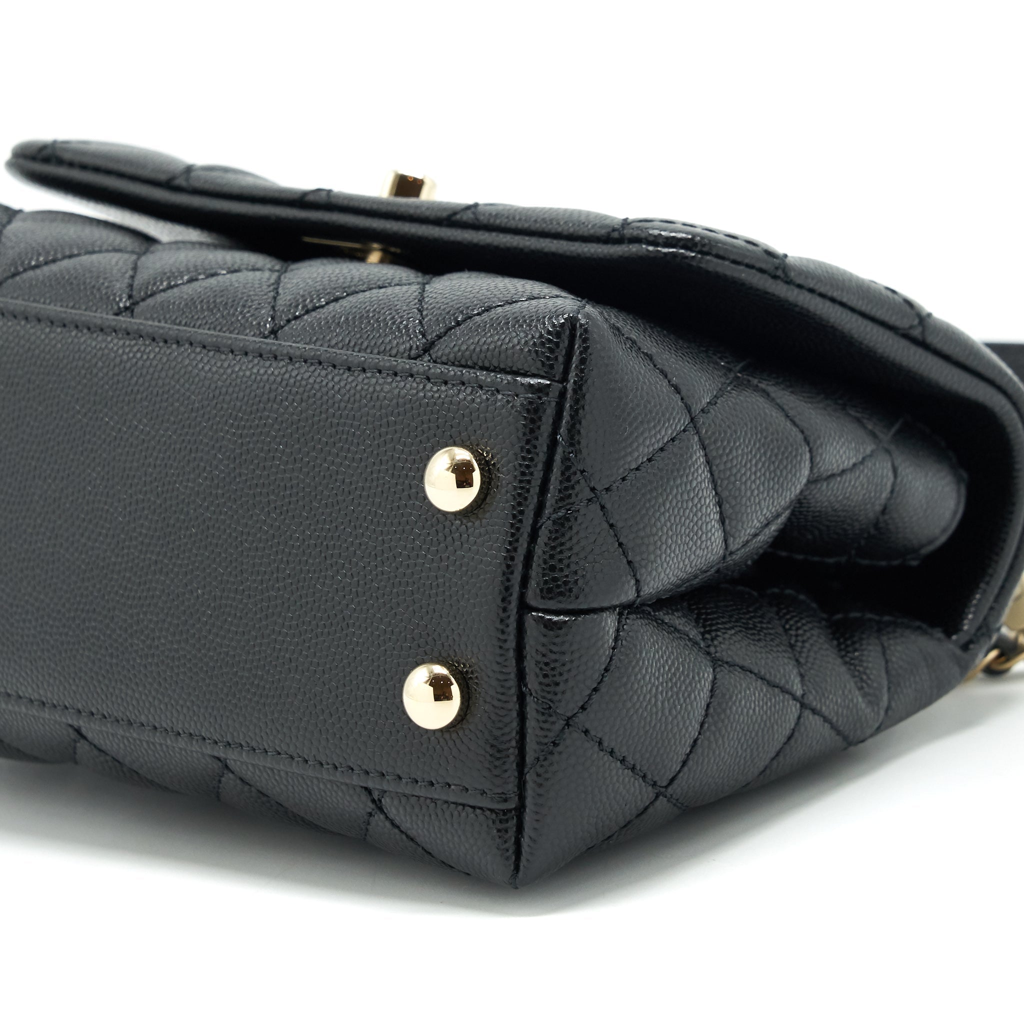 chanel-mini-coco-handle20cm-caviar-black-with-lghw