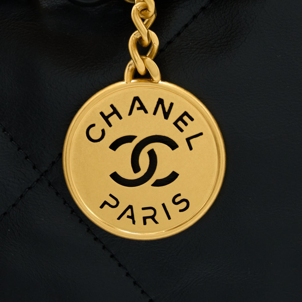 chanel-22-bag-medium-shiny-calfskin-black-ghw-microchip
