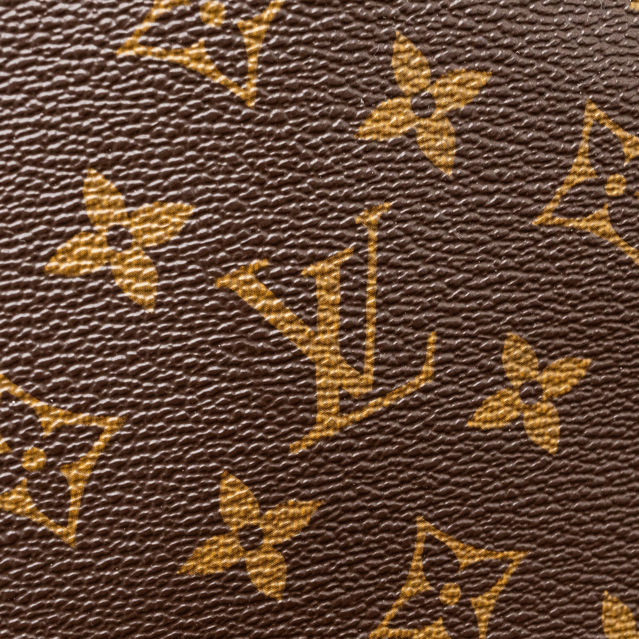 louis-vuitton-petit-noe-monogram-canvas-ghw-8