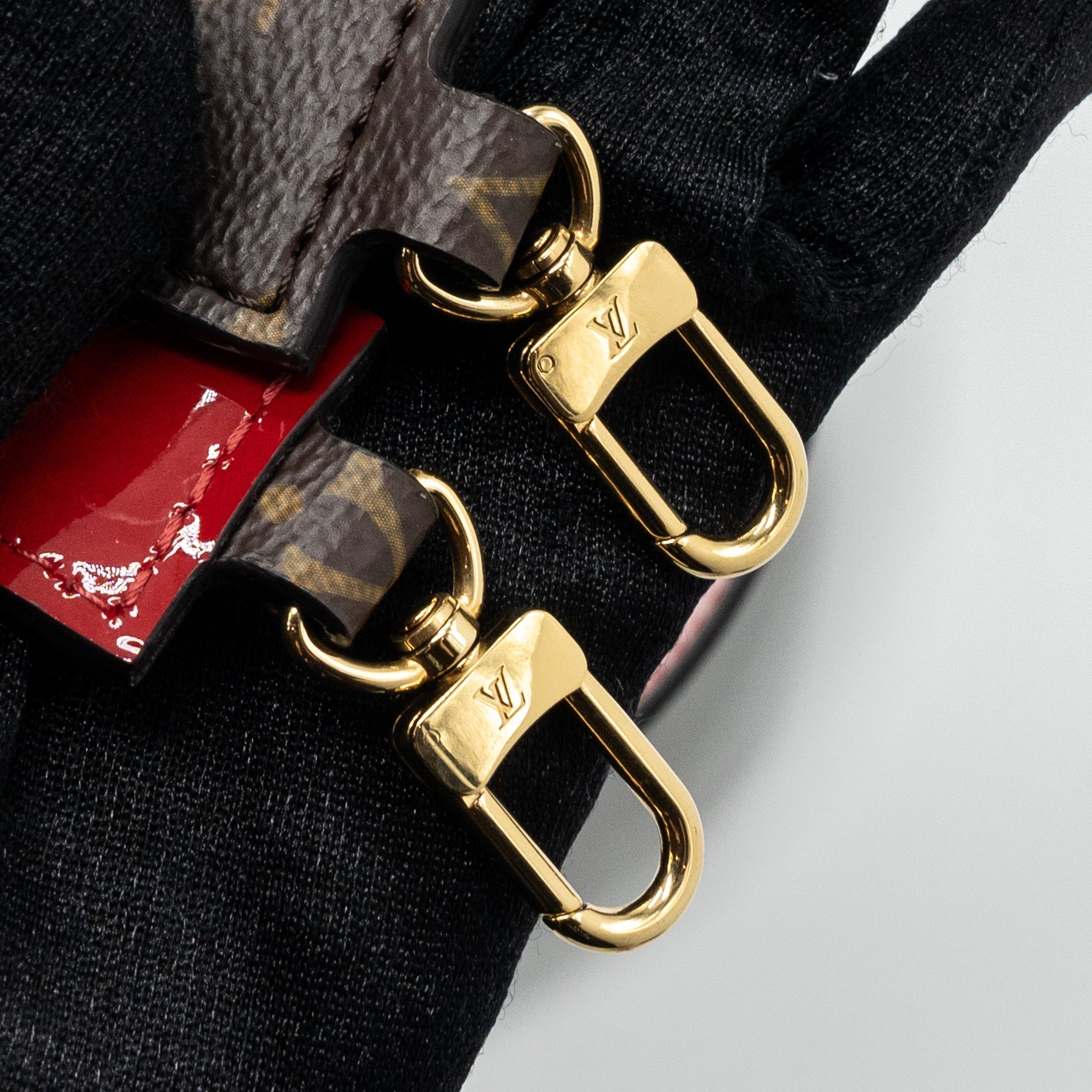 louis-vuitton-alma-bb-limited-edition-verni-miroir-patent-red-monogram-canvas-ghw