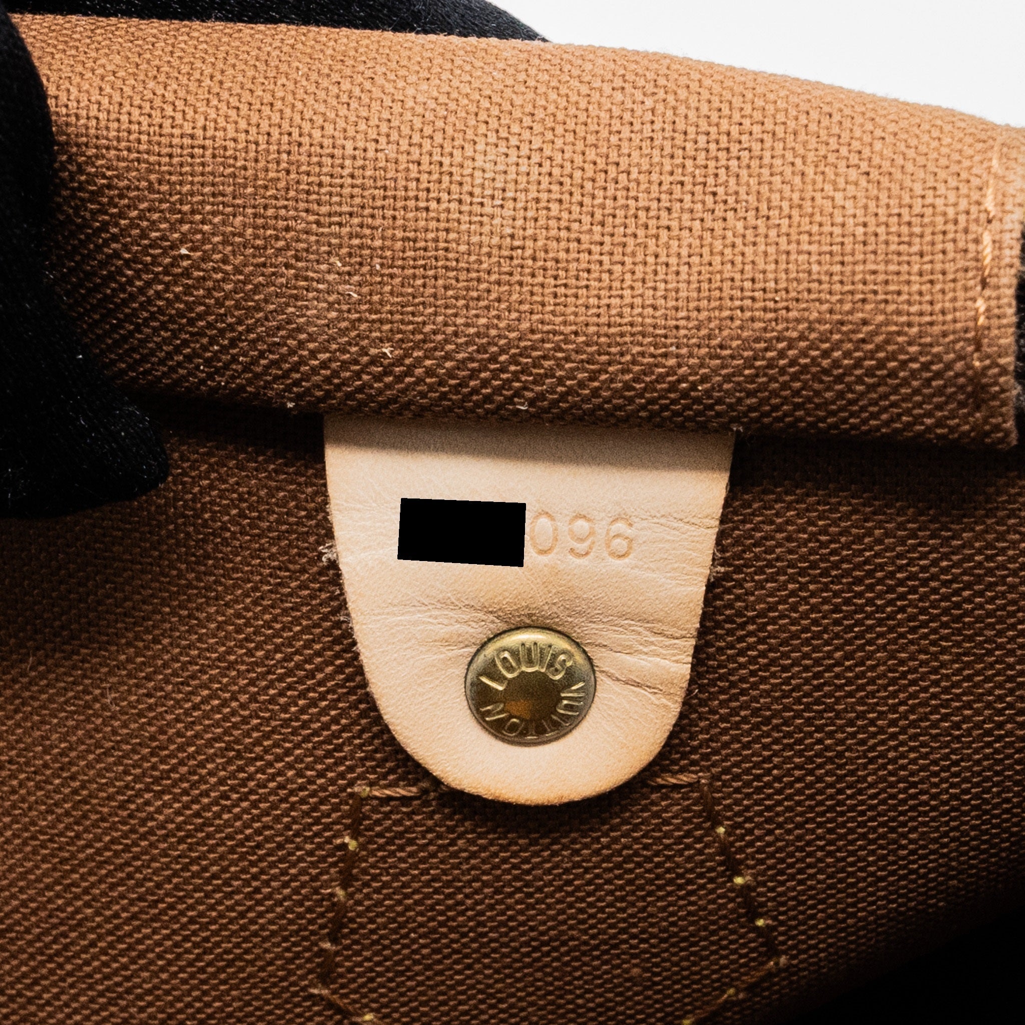 louis-vuitton-speedy-30-monogram-canvas-ghw-4